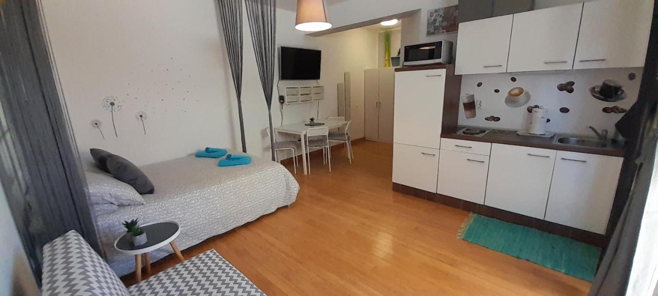 Apartment Nina 普拉 外观 照片